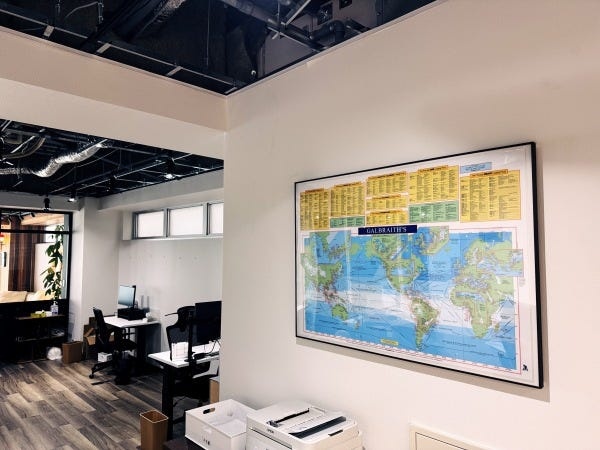 弊社の執務Spaceです