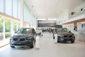 スタイリッシュなショールーム