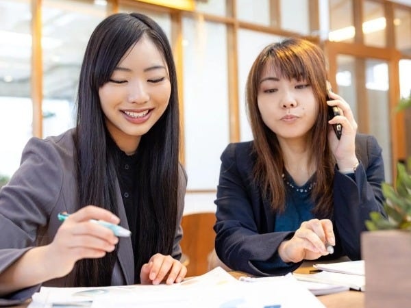 20代～30代のメンバーを中心に、活発に意見が飛び交う社風です。