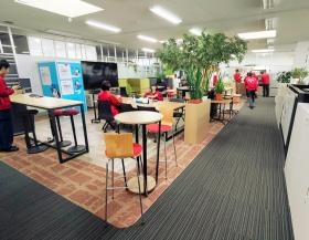 事務所内の休憩スペースです。