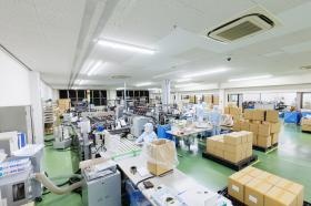 製袋係の作業風景です。