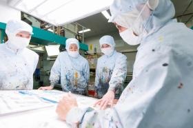 印刷係の作業風景です。