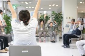 職員風景（リハビリ）