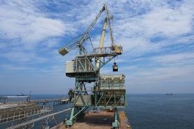 アンローダークレーン