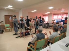 地域交流（町内神輿）