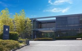 吉見工場外観・吉見町の長谷工業団地に工場を構えています。