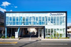 ウエザイ本社の外観