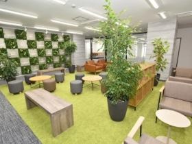 新しくてきれいなオフィスです。