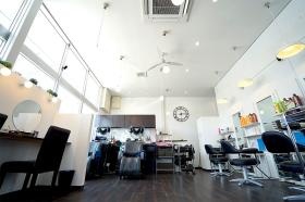 ブランクがあってもカラーがメインなので安心です