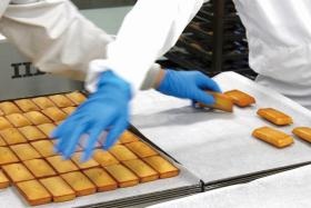 フィナンシェの製造過程