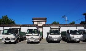 ４台のトラックで個人宅や飲食店に配達しています