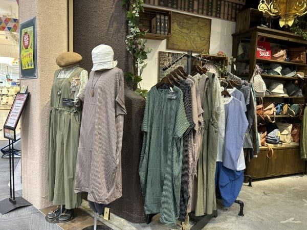 販売スタッフ（スキルは一切不問）