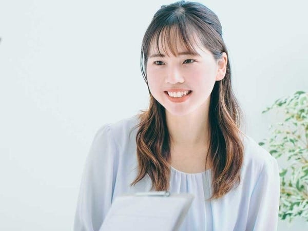 面接は、スマホ1つで参加OK！採用担当とリラックスしながらお話して、自分に向いているお仕事タイプや働き方を知ることから始めればOKです。