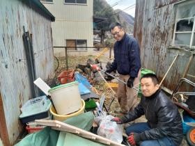 片付け・不用品処分スタッフの様子です。