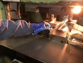 仕上 コイニングプレス