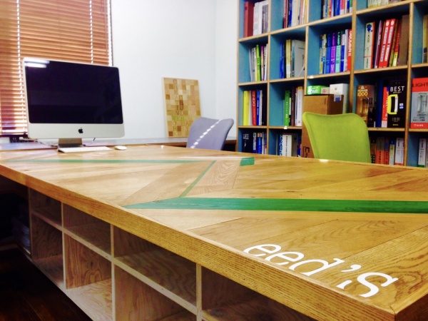 事務・社内事務（事務未経験者歓迎・展示会経験者優遇）