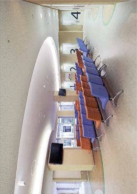 Ｈ棟外来待合室