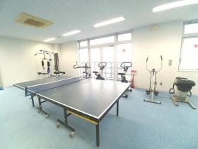４階リフレッシュルーム。昼休憩や帰宅前にひと汗かきませんか？
