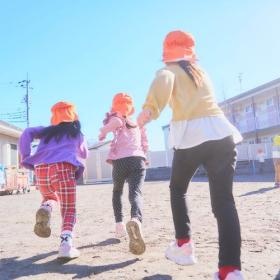 保育理念は、「おもいっきり遊ぶ。おもいっきり学ぶ。」です。