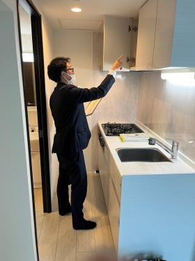 管理物件の入居前の室内点検中です！不備が無いか確認中