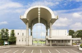 橋本病院正面玄関外観