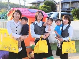 企業内保育所を利用する従業員