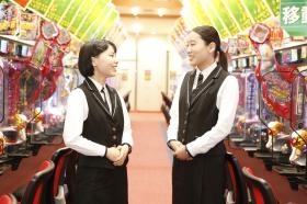 パチンコ店スタッフ