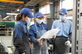 綿密に打合せをしながら、製品づくりを進めます！