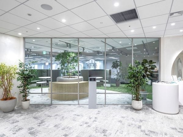 2024年6月移転の新オフィス。集中ルームなど快適な設備が充実し、東銀座駅直結でアクセスも抜群です。