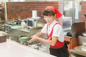 フードコート業務の様子