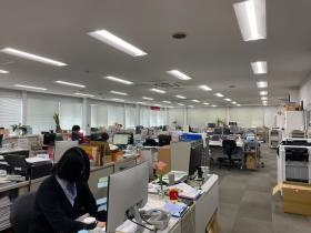 オフィスはワンフロアです！