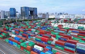 東京ターミナル風景