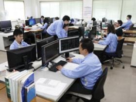 職場風景２（本社テクノセンター）