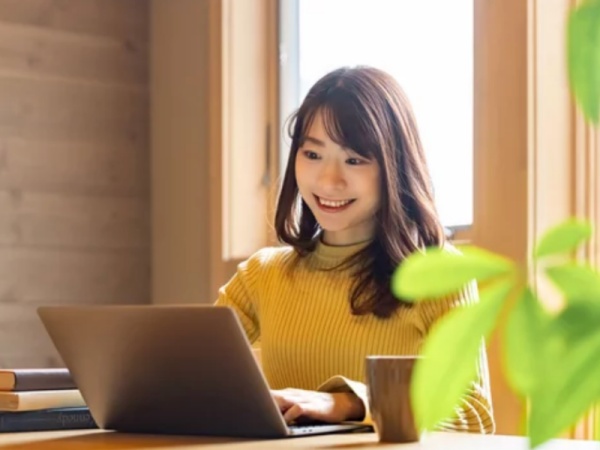 SNS運用スタッフ・TikTok担当（未経験歓迎）