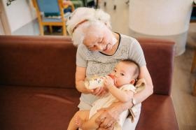 お年寄りと子ども、命を繋ぐ取り組みもしています