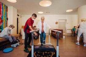 「歩ける」から、はじまる。それぞれに合った運動を。