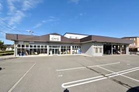 【カーロ松村店・外観】