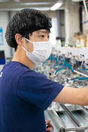 倉庫内作業職（機械オペレーター）