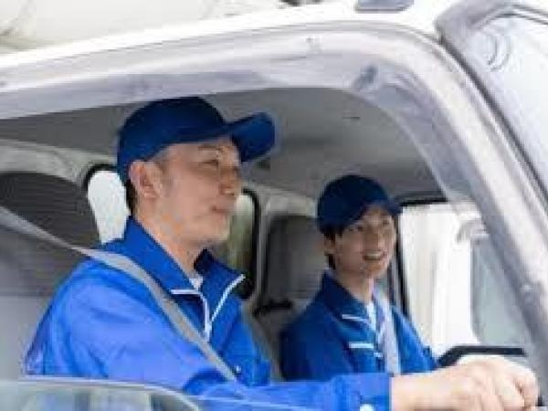 2tトラックでの配送ドライバー・正社員・医療用品の配送（AT限定不可）