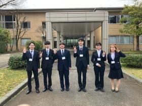 ２０２４年新入社員研修の集合写真