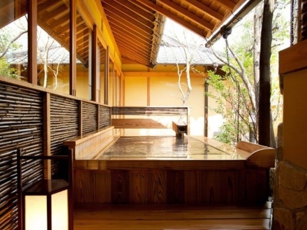 客室係（未経験OK）