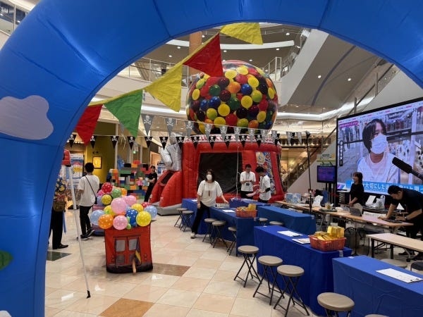 ネイル、髭OK(華美でないもの)