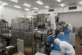 蒸練室（生地の製造）＿００４