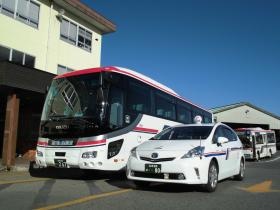 バス・タクシー運転手を募集しています。