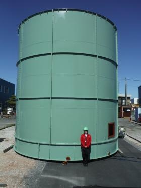 ２００立米丸型タンク
