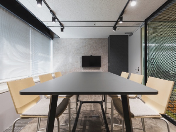 20～30代のメンバーが多数活躍中！ぜひご応募をお待ちしております！