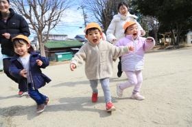 遊びの中の学びを見守る