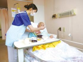 ２４時間・３６５日医師・看護師が勤務 しており医療面の安心