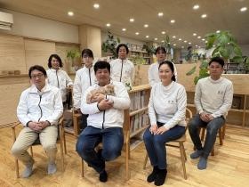 心地良い木のオフィスと家印の仲間たち