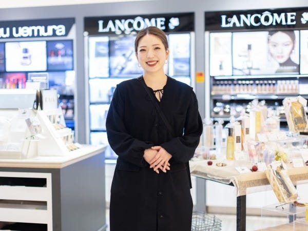 販売スタッフ・美容部員（未経験者歓迎・第二新卒歓迎）